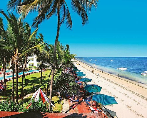 8 Days Luxury Kenya safaris and Mombasa beach Tour